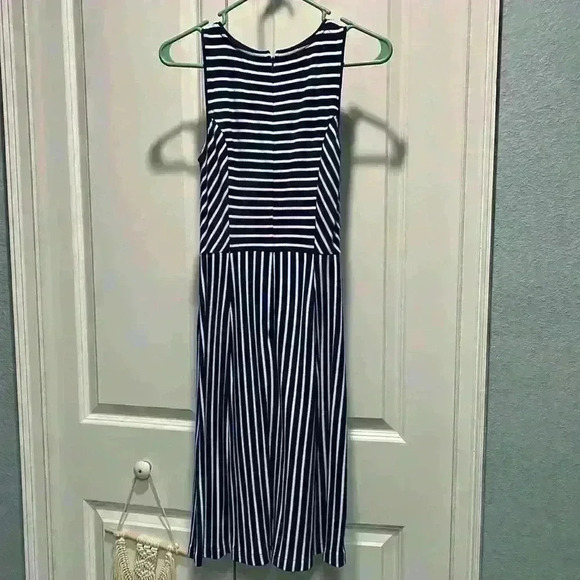 Banana republic dress - Picture 2 of 3